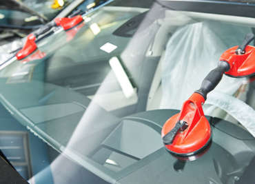 car glass repair - competitive windscreens - sydney