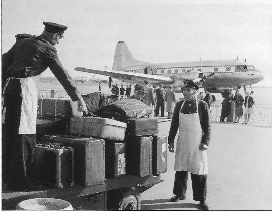Доставка багажа в камеру хранения аэропорта Внуково