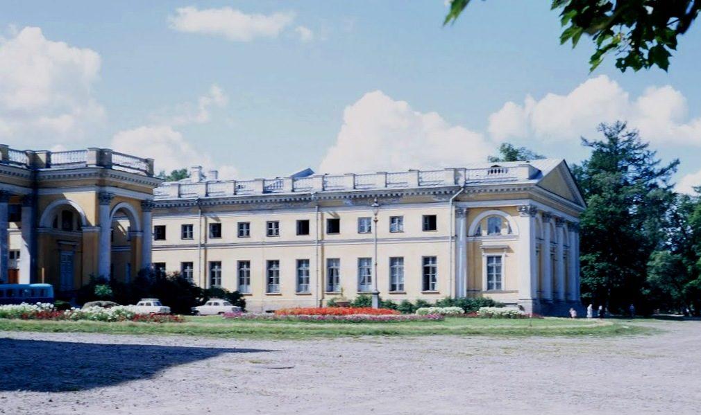 крыло Александровского дворца