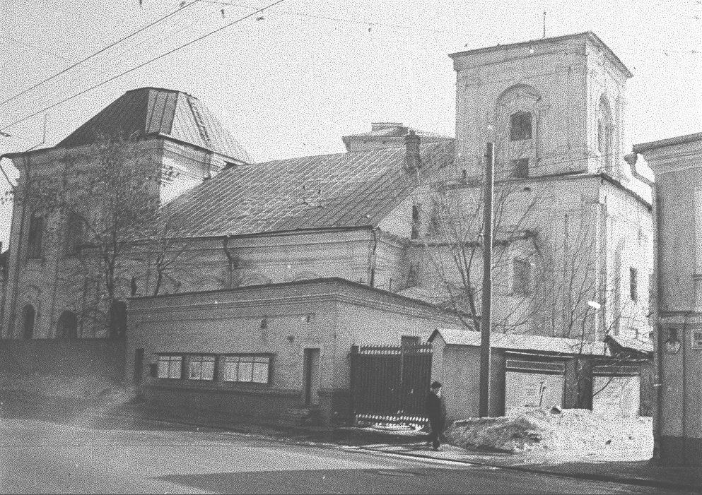 Ульяновская улица, 60
