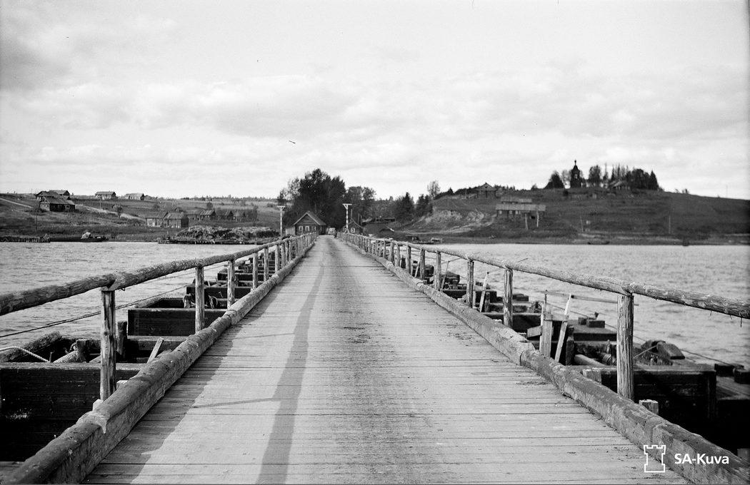 Понтонный мост через Свирь