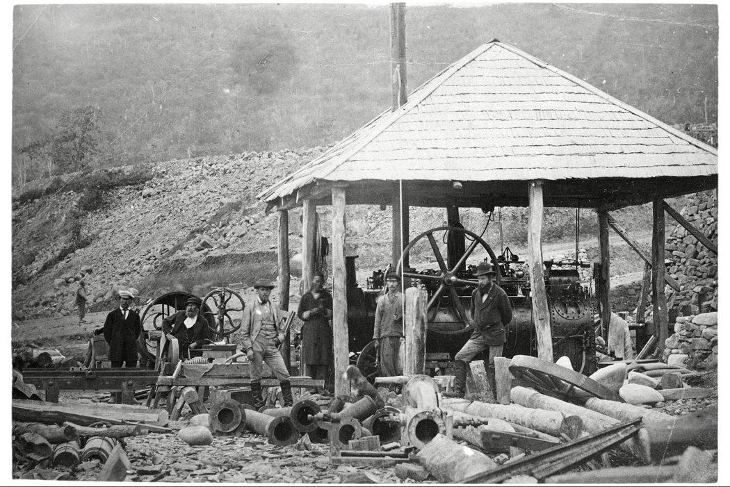 Машина для промывки золота на острове Аскольдъ