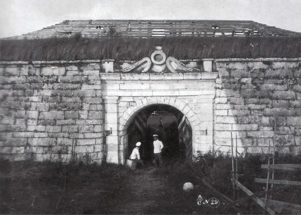 Новодвинская крепость. Двинские ворота