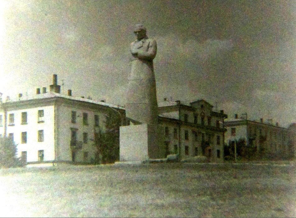 Памятник А. В. Кольцову