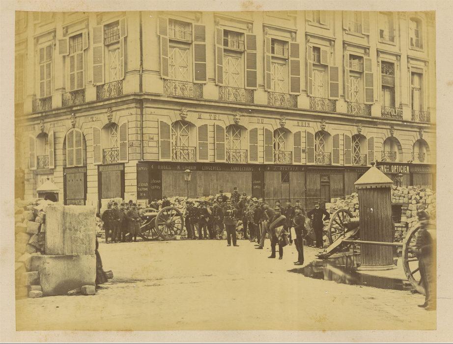 Place Vendôme : barricade de la rue de Castiglione
