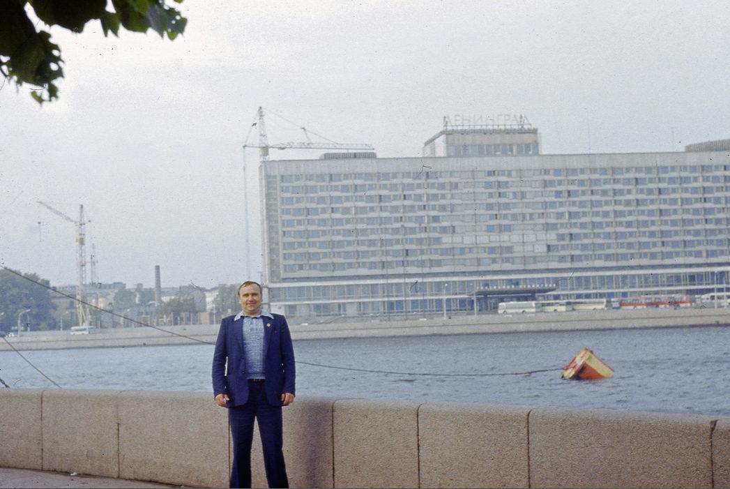 Гостиница "Ленинград". Строительство концертного зала