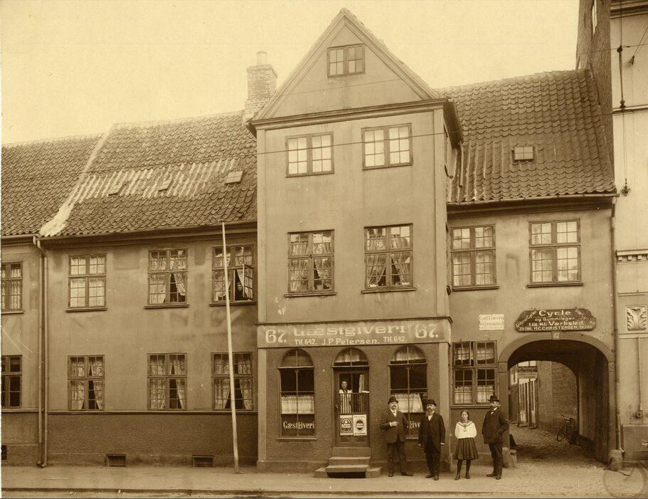 Nørregade 67. J. P. Petersen Gæstgiveri