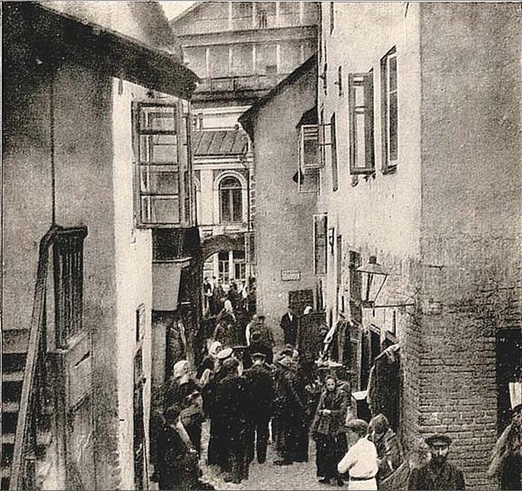 Вильна. Улочка напротив Старой синагоги
