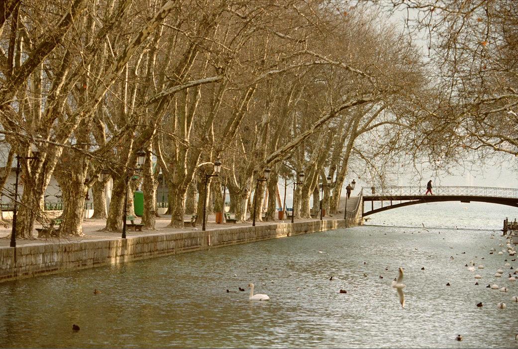 Le pont des Amours au-dessus du canal du Vassé