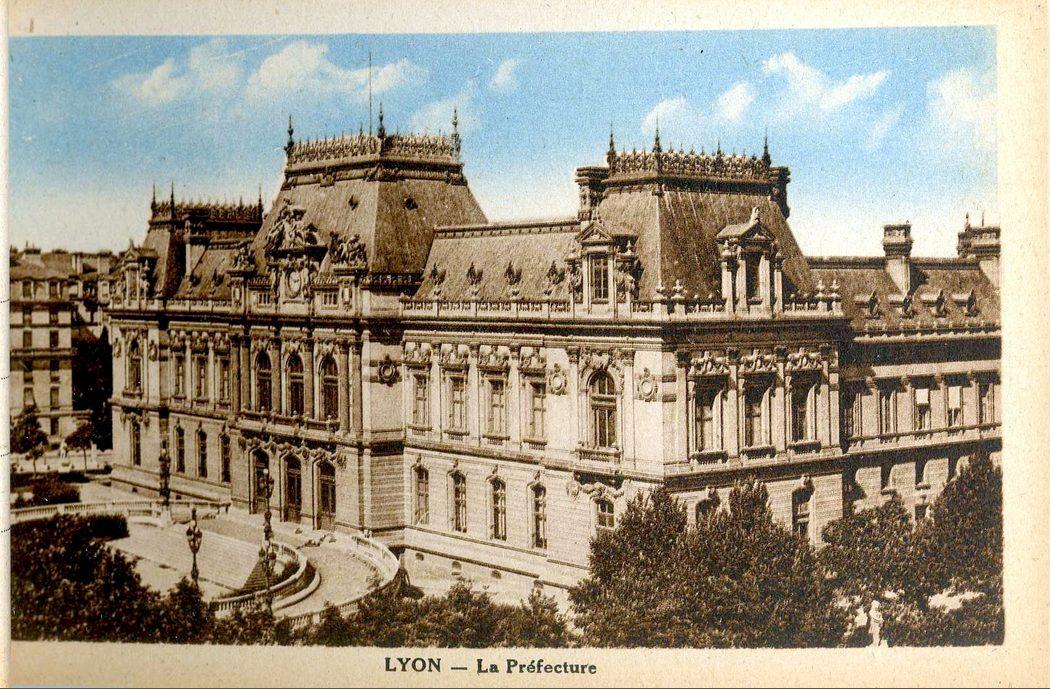 Lyon — La Préfecture