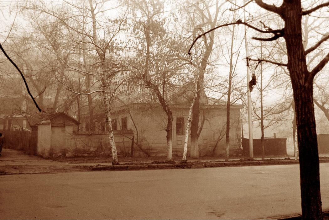Дом 19 века по пр. Ленина, ниже ул. Комсомольской
