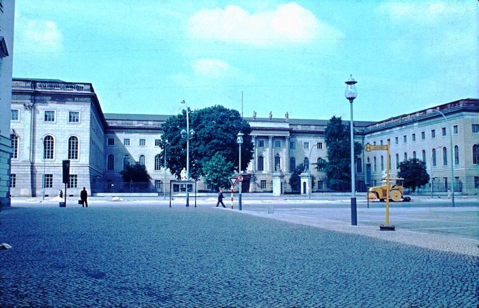 Ost-Berlin. Humboldt-Universität