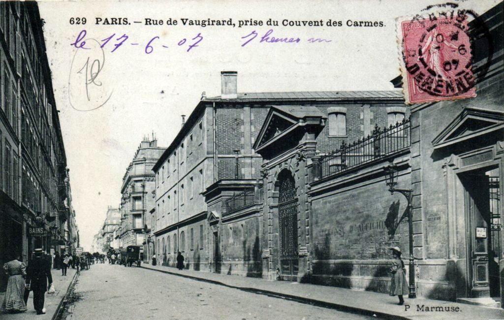 Rue de Vaugirard, prise du Couvent des Carmes