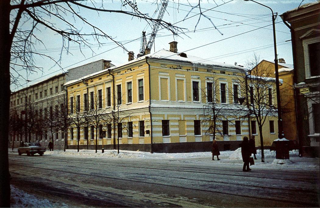Советская улица, дом 41 и строительство пристройки к зданию Госбанка