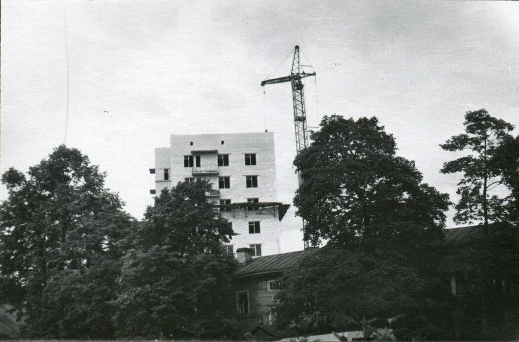Строительство дома 10 по улице Карбышева
