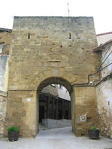 Walls of Salinillas de Buradon